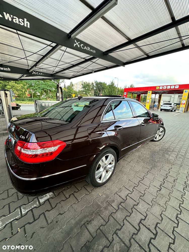 Mercedes-Benz Klasa E 350 CDI DPF BlueEFFICIENCY 7G-TRONIC Avantgarde - 3