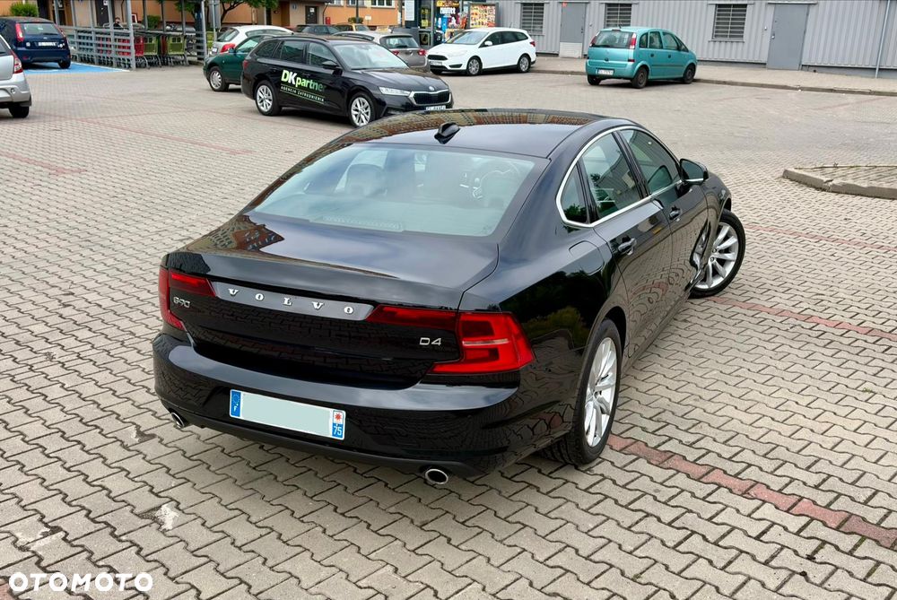 Volvo S90 D4 Momentum - 12