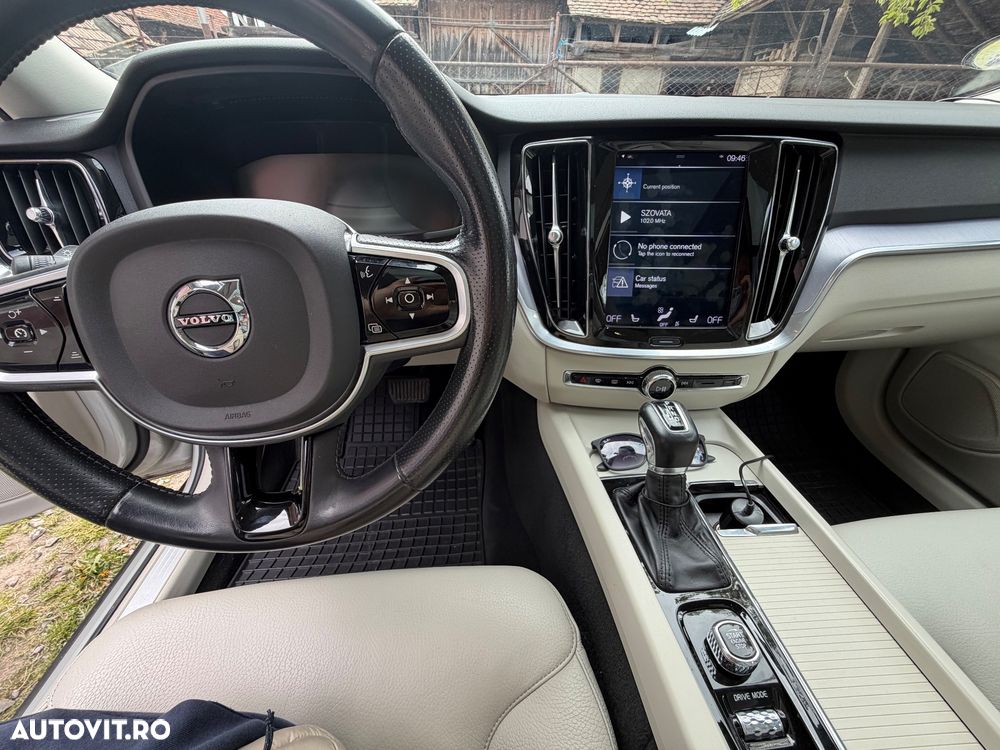 Volvo V60 D4 Geartronic Momentum Pro - 3