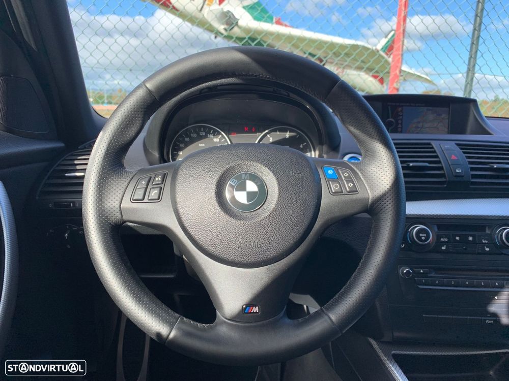 BMW 118 d Pack M - 26