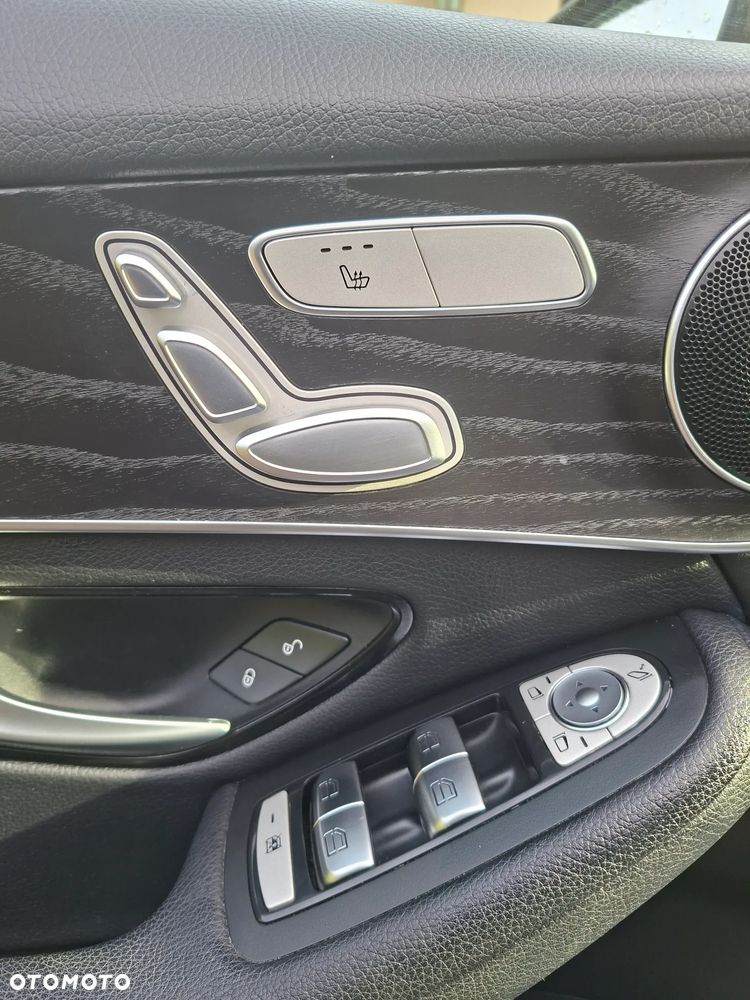 Mercedes-Benz GLC 300 4Matic 9G-TRONIC - 10