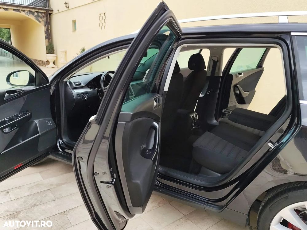 Volkswagen Passat - 8