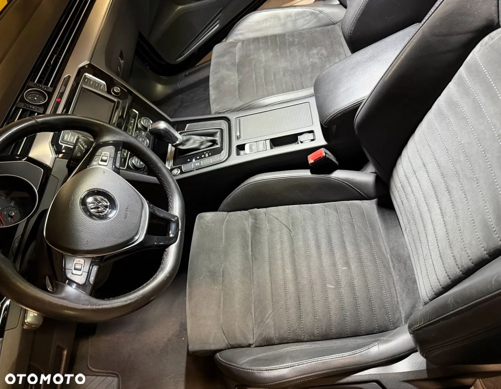 Volkswagen Passat 2.0 TDI SCR DSG Highline - 10