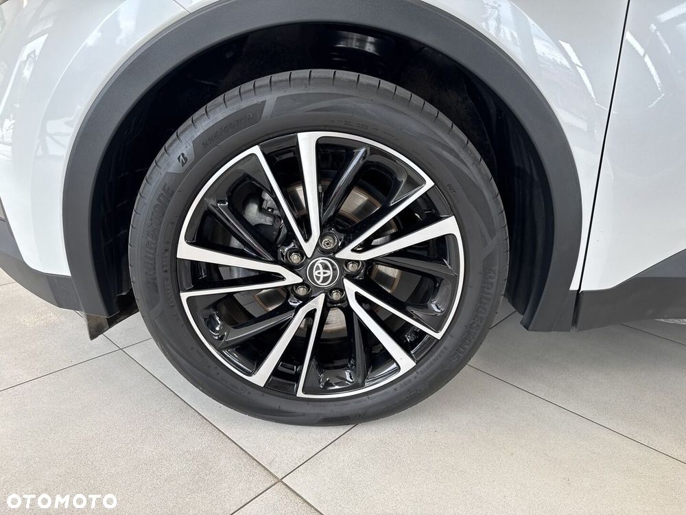 Toyota C-HR - 21
