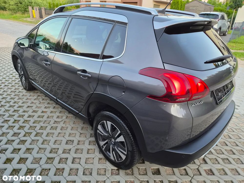 Peugeot 2008 BlueHDi 100 STOP & START Allure - 10