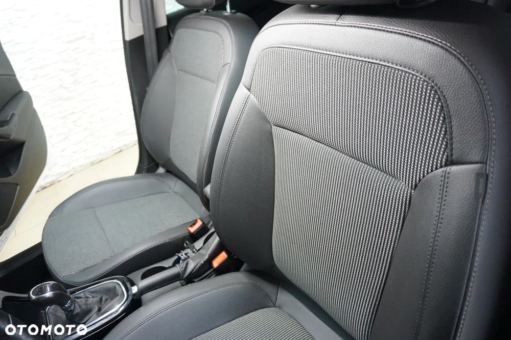 Opel Astra 1.4 Turbo Cosmo - 24