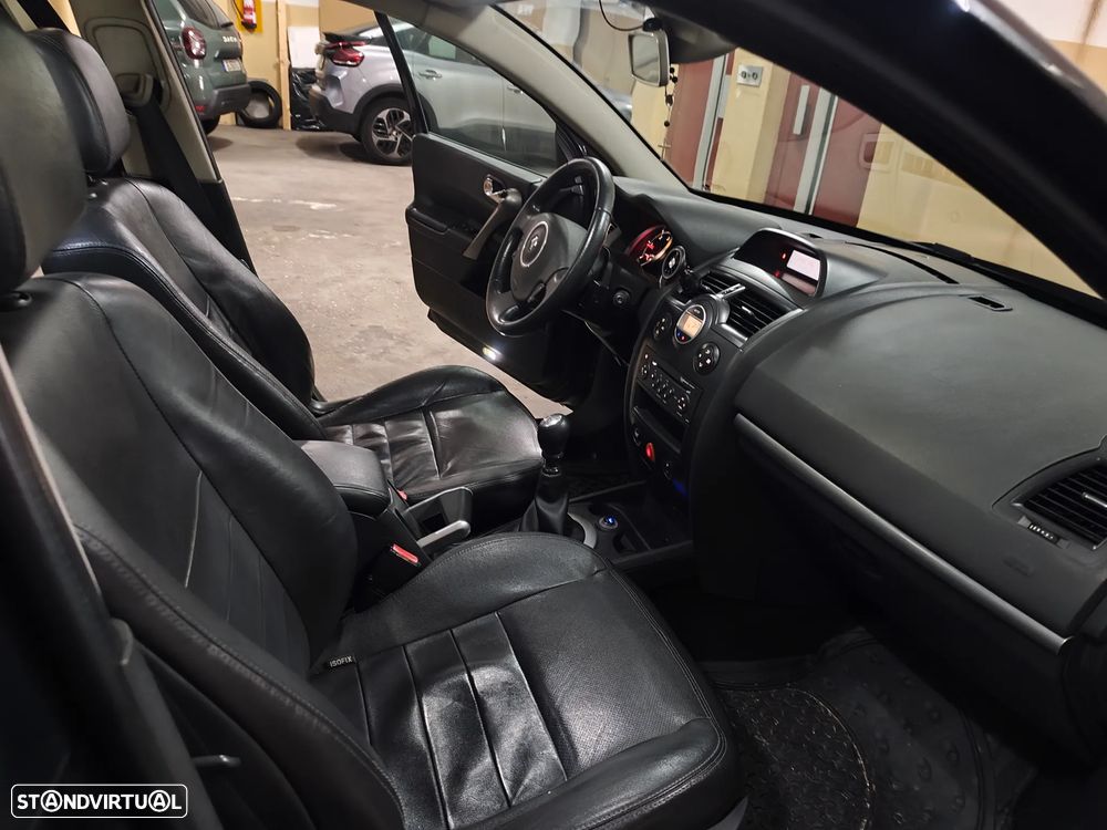 Renault Mégane Break 1.5 dCi Privilège Luxe - 4