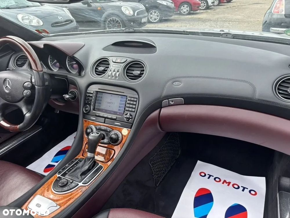 Mercedes-Benz SL 350 7G-TRONIC - 22