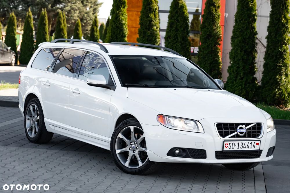 Volvo V70 D5 AWD Geartronic Edition Pro - 2