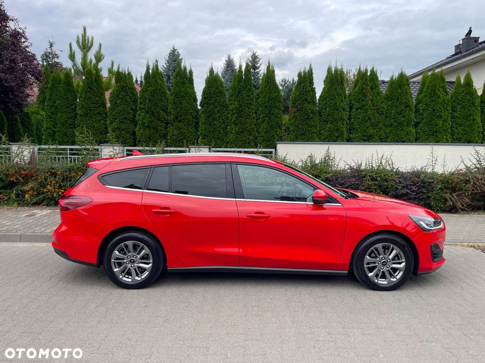 Ford Focus 1.5 EcoBlue Start-Stopp-System TITANIUM EDITION - 5