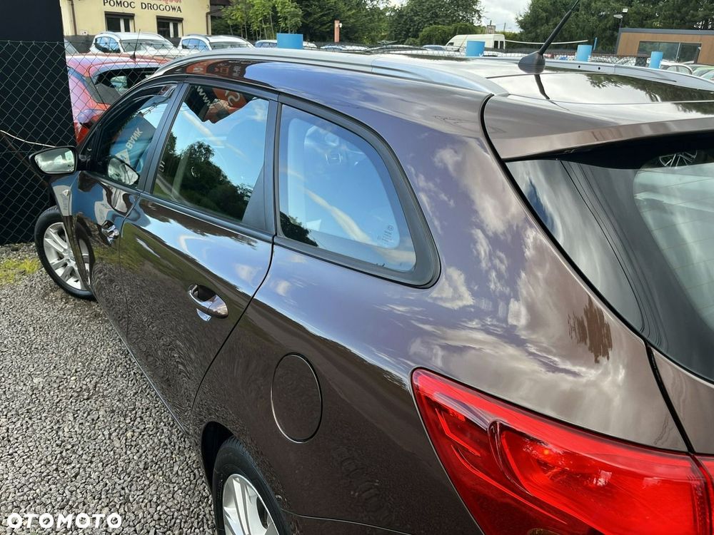 Kia Ceed 1.6 GDI M - 21