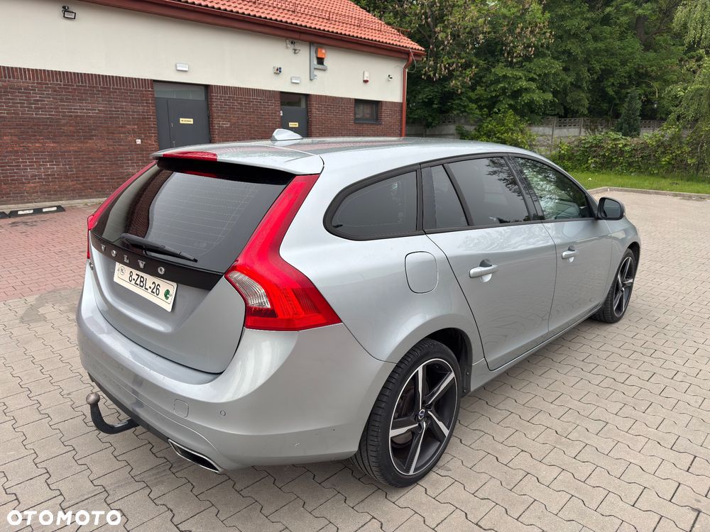 Volvo V60 D4 Kinetic - 10