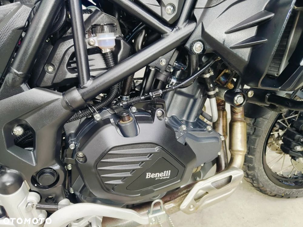 Benelli TRK 502X - 9