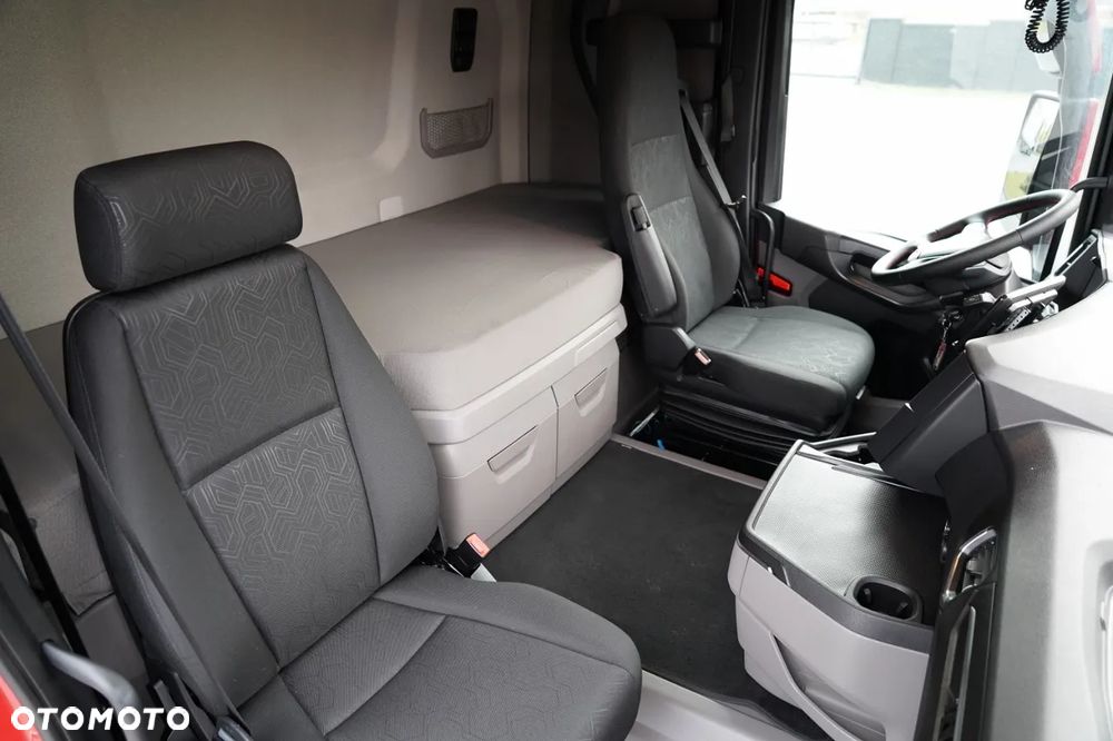 Scania R 450 / LOWDECK / MEGA / 2021 / PO ZŁOTYM KONTRAKCIE SERWISOWYM - 35