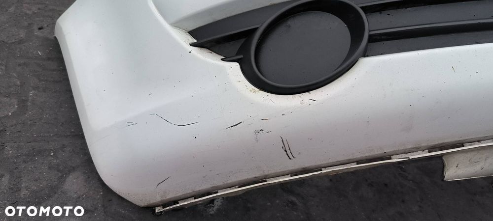 ZDERZAK PRZÓD OPEL CORSA D - 9