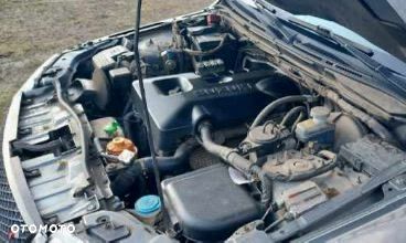 Suzuki Grand Vitara 2.0 - 6