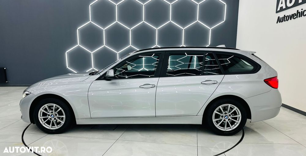 BMW Seria 3 318d DPF Aut. Edition Lifestyle - 33