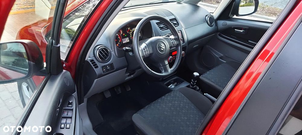 Suzuki SX4 2.0 DDiS 4x4 Style - 24