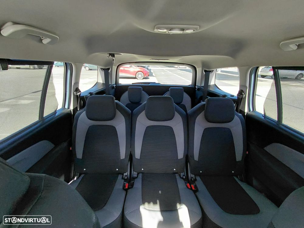 Citroën C4 Grand Picasso 1.6 e-HDi Intensive ETG6 J17 - 4