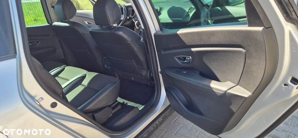 Renault Grand Scenic TCe 140 GPF EDC BLACK EDITION - 27