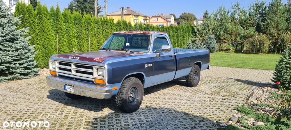 Dodge RAM - 1