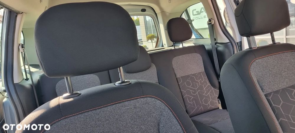 Peugeot Partner - 13