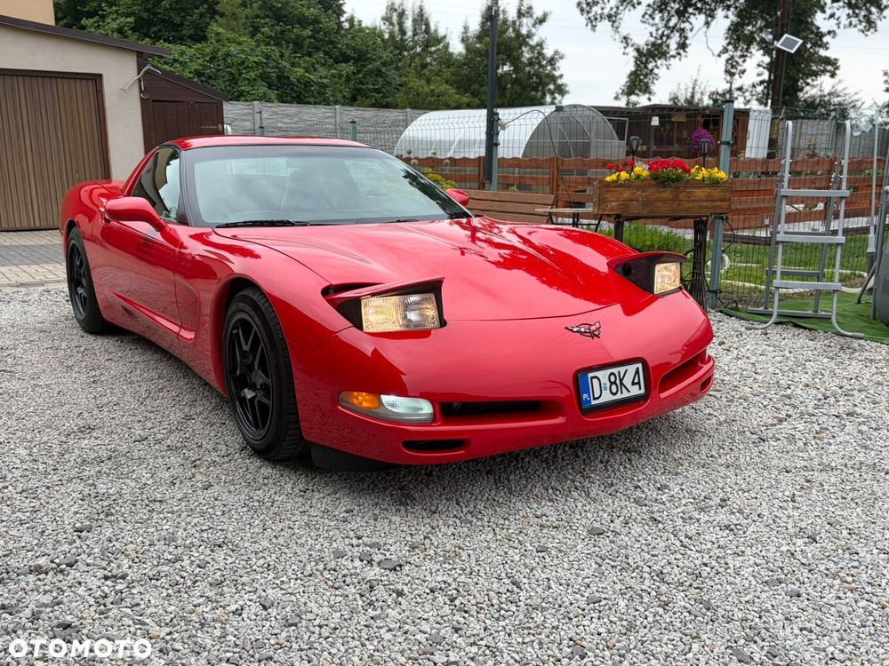 Chevrolet Corvette - 20