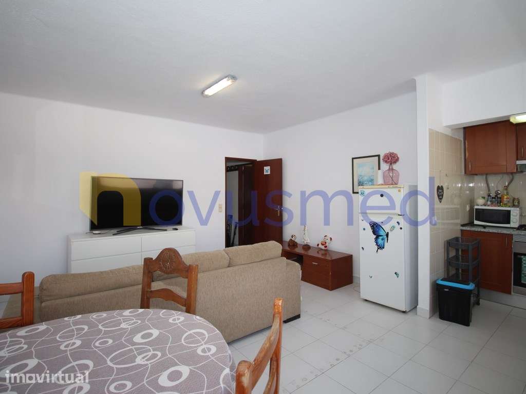 Apartamento T1 com jardim e piscina, central, junto à Praia dos Pes... - Grande imagem: 5/26
