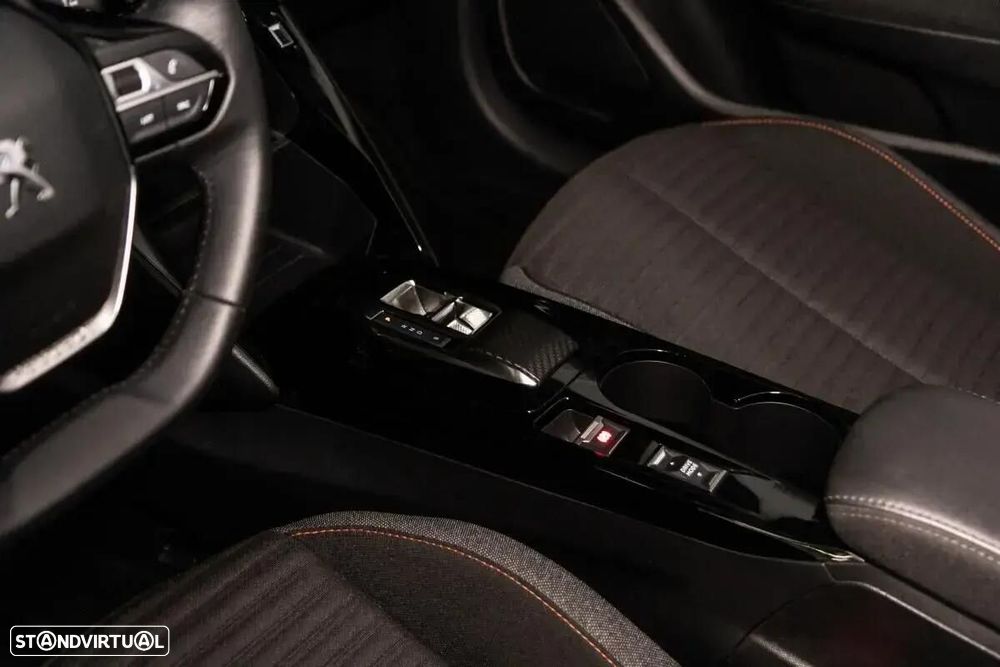 Peugeot e-208 50 kWh Active Pack - 29