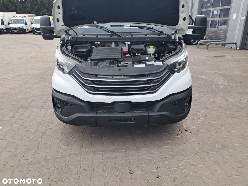 Iveco Daily 35S18 izoterma 8 EP z spojlerem i agregatem - 15