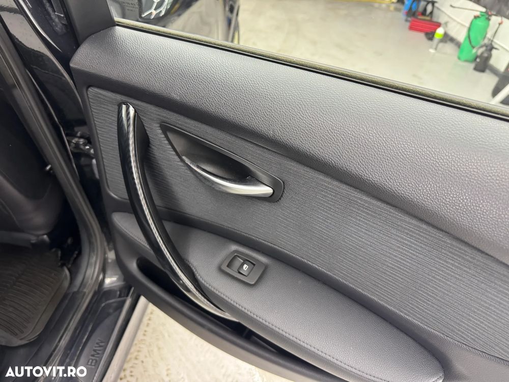 BMW Seria 1 120d DPF Aut. - 20