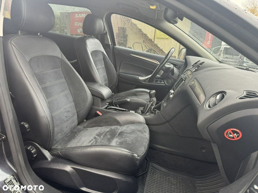 Ford Mondeo 2.0 Titanium X - 24