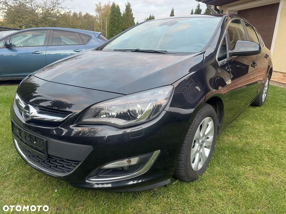 Opel Astra - 1