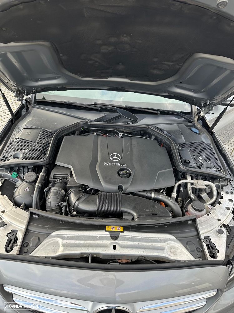 Mercedes-Benz C 300 h AMG Line - 8