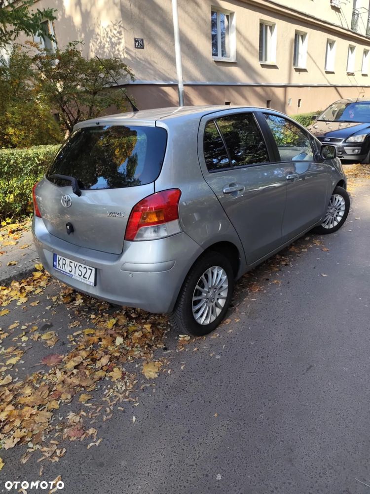 Toyota Yaris 1.33 VVT-i Sol - 5