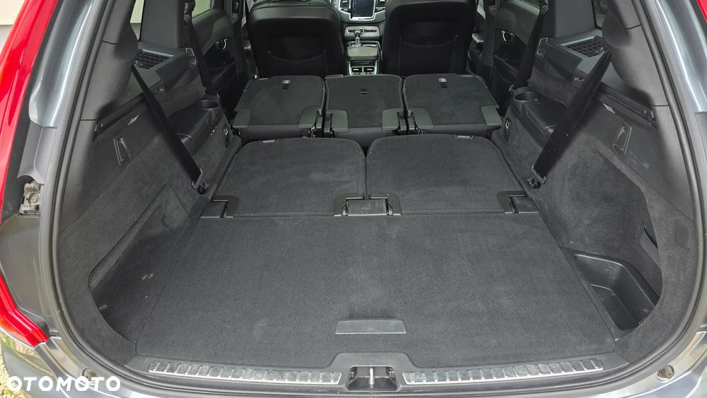 Volvo XC 90 D5 SCR AWD R-Design 7os - 9