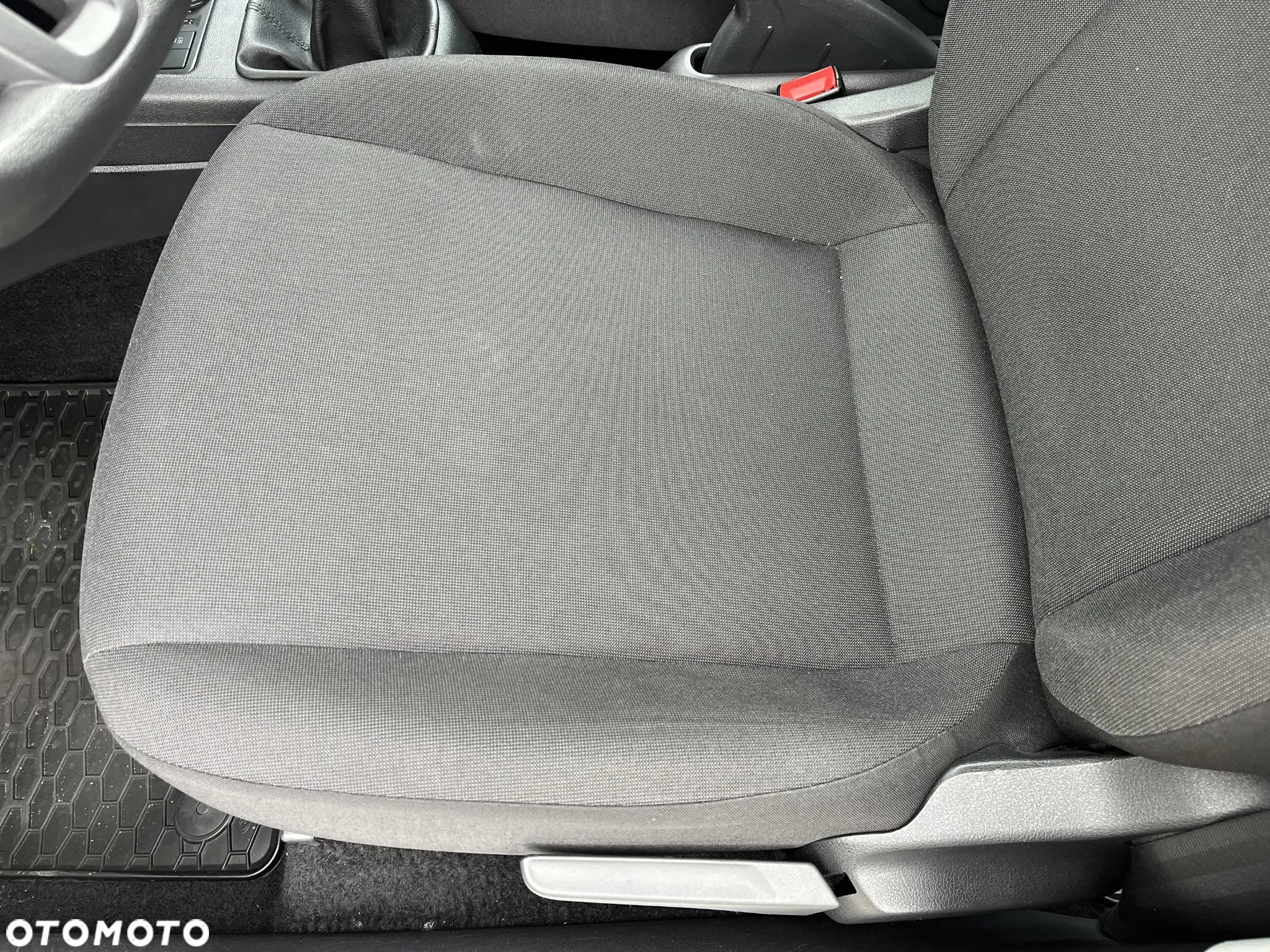 Volkswagen up! 1.0 move - 12