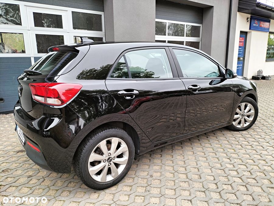 Kia Rio - 9