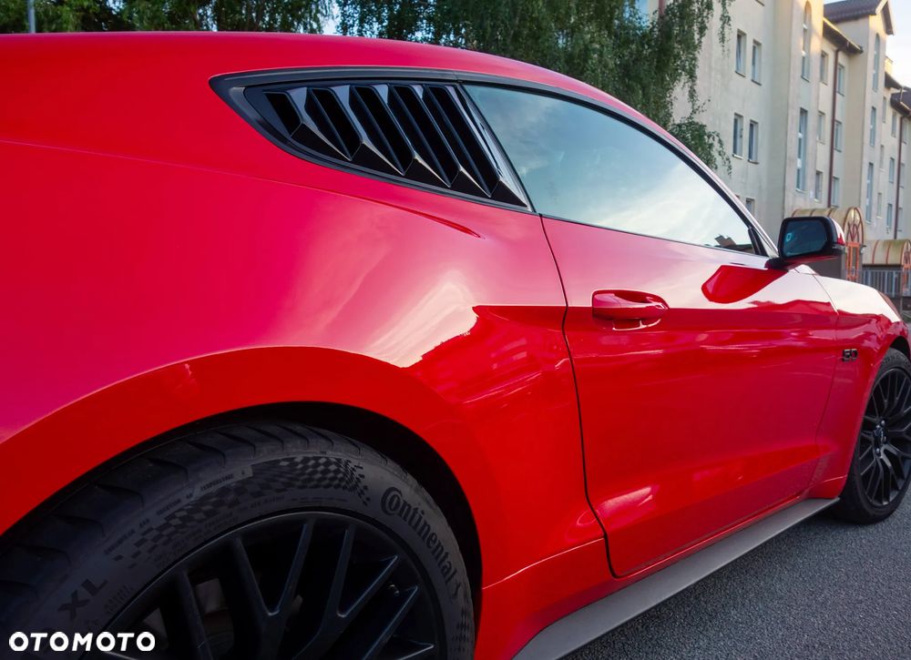 Ford Mustang 5.0 V8 GT - 5