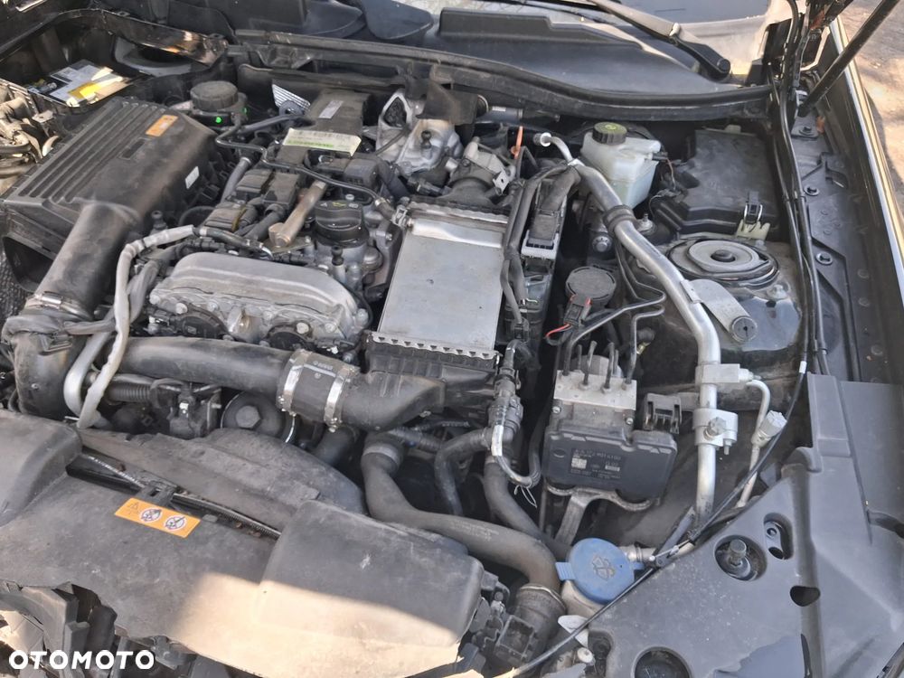 Mercedes-Benz SLC 180 - 13