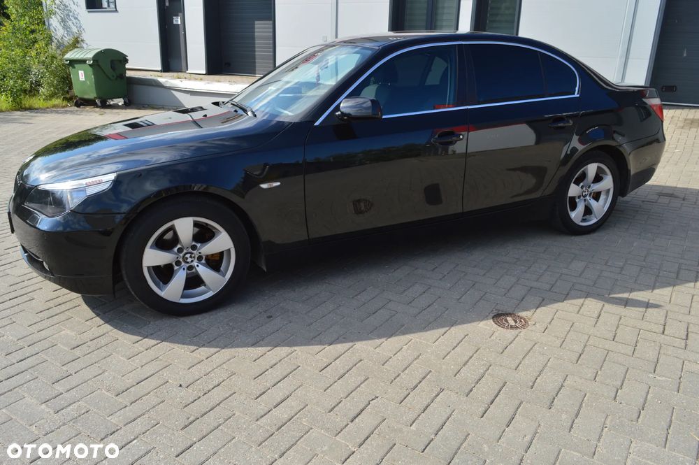 BMW Seria 5 525d - 4