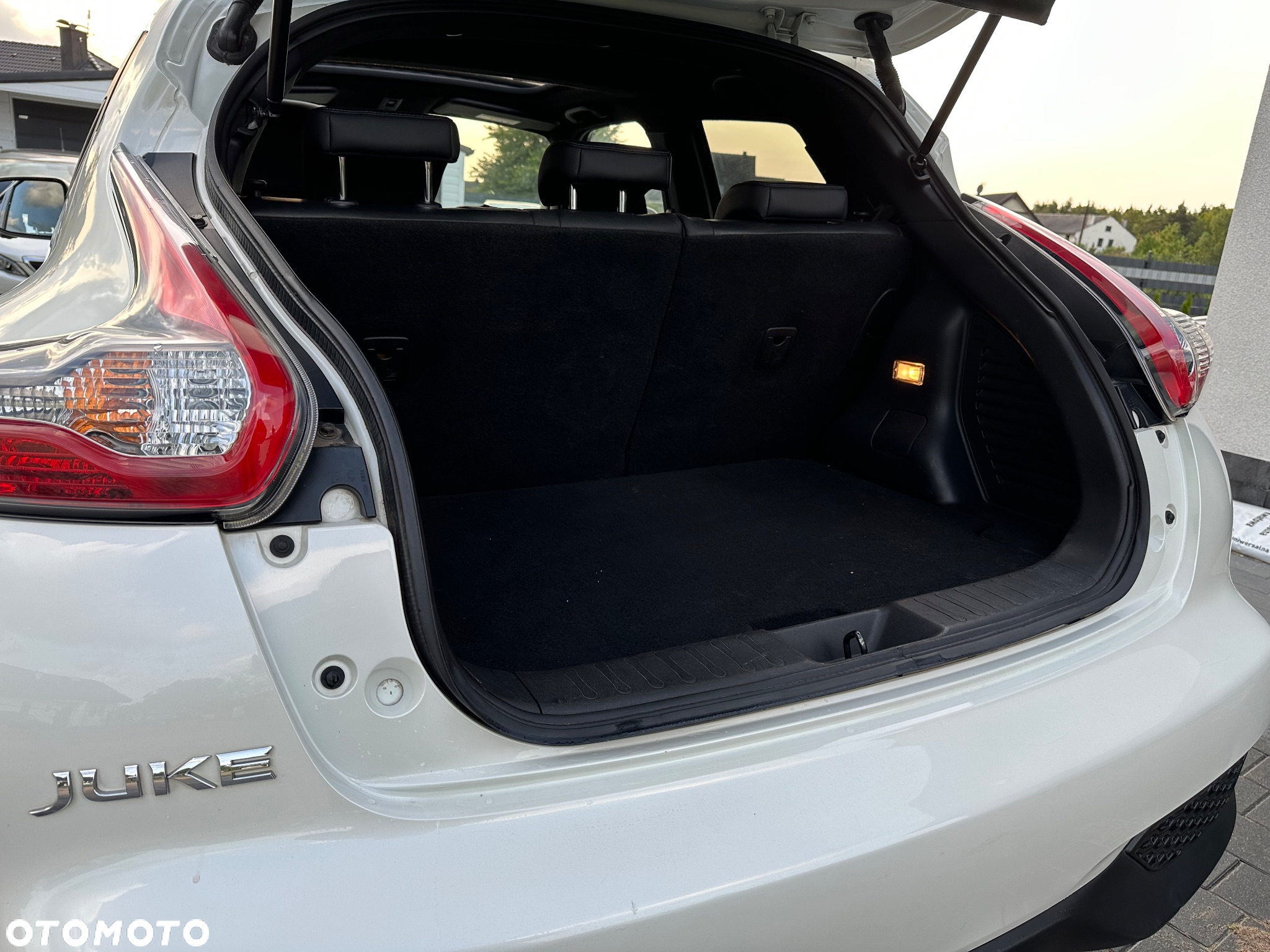 Nissan Juke 1.6 Tekna CVT - 25