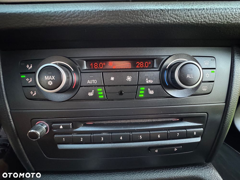 BMW X1 - 16