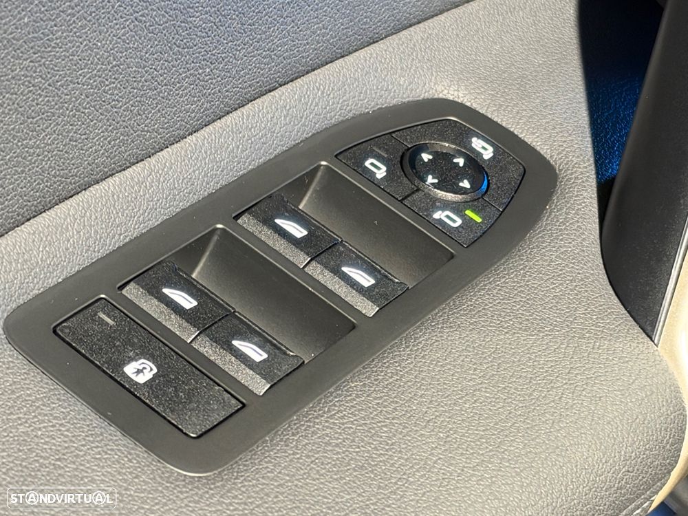 BMW iX xDrive 40 Pack Desportivo - 18