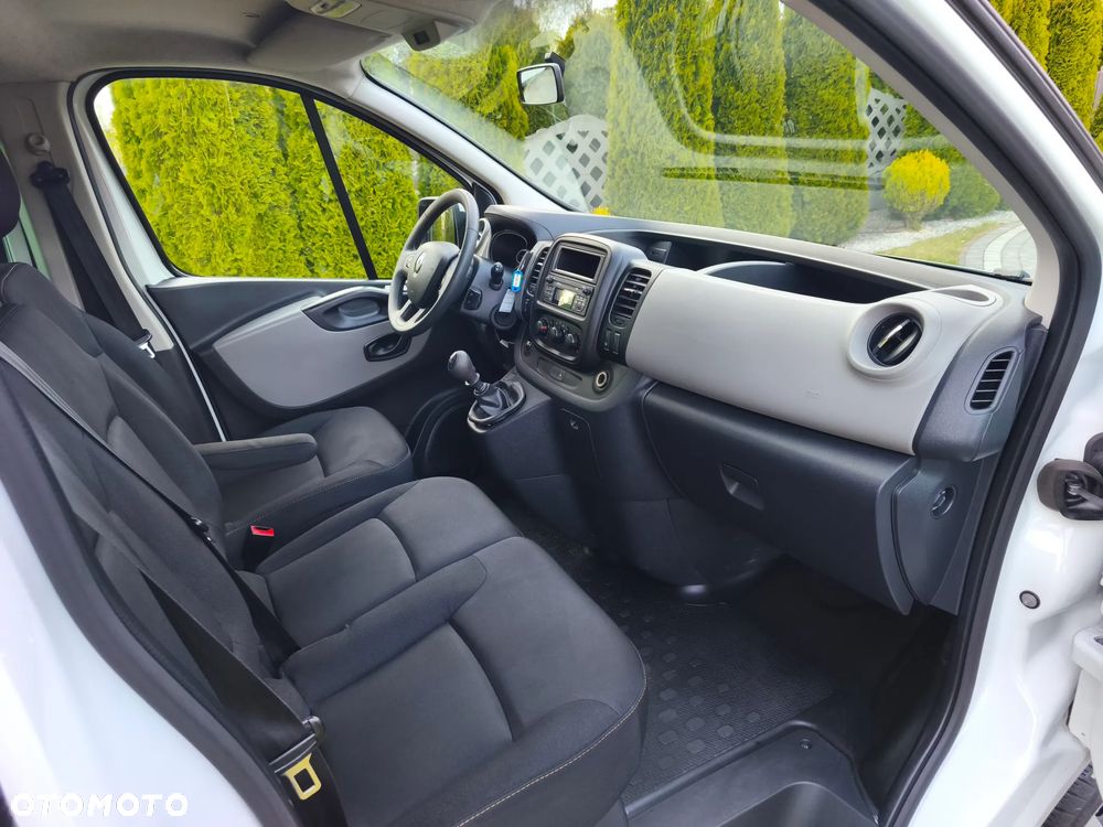 Renault Trafic - 15