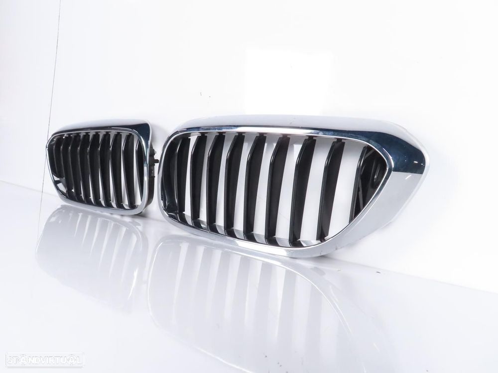 Conjunto grelhas Superior/Frontal Usado / Original BMW 5 (G30, F90)/BMW 5 Tourin... - 2