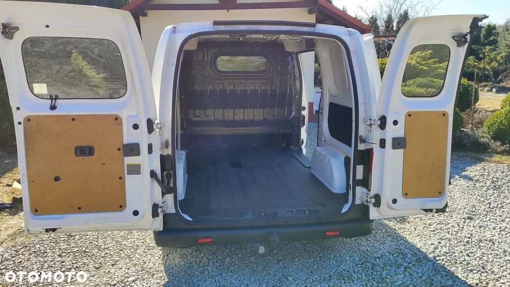Nissan NV 200 - 21
