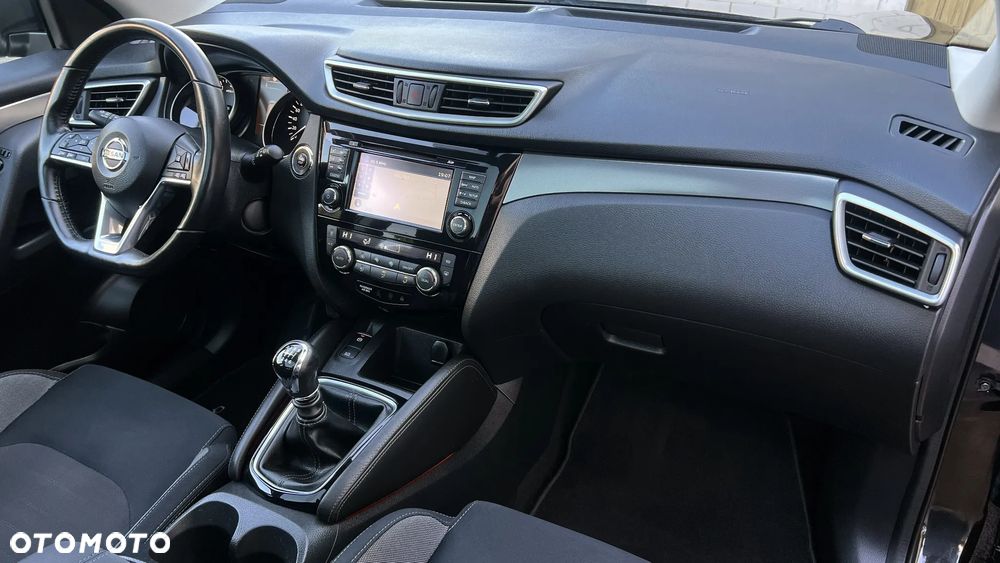 Nissan Qashqai 1.6 DIG-T Tekna - 6