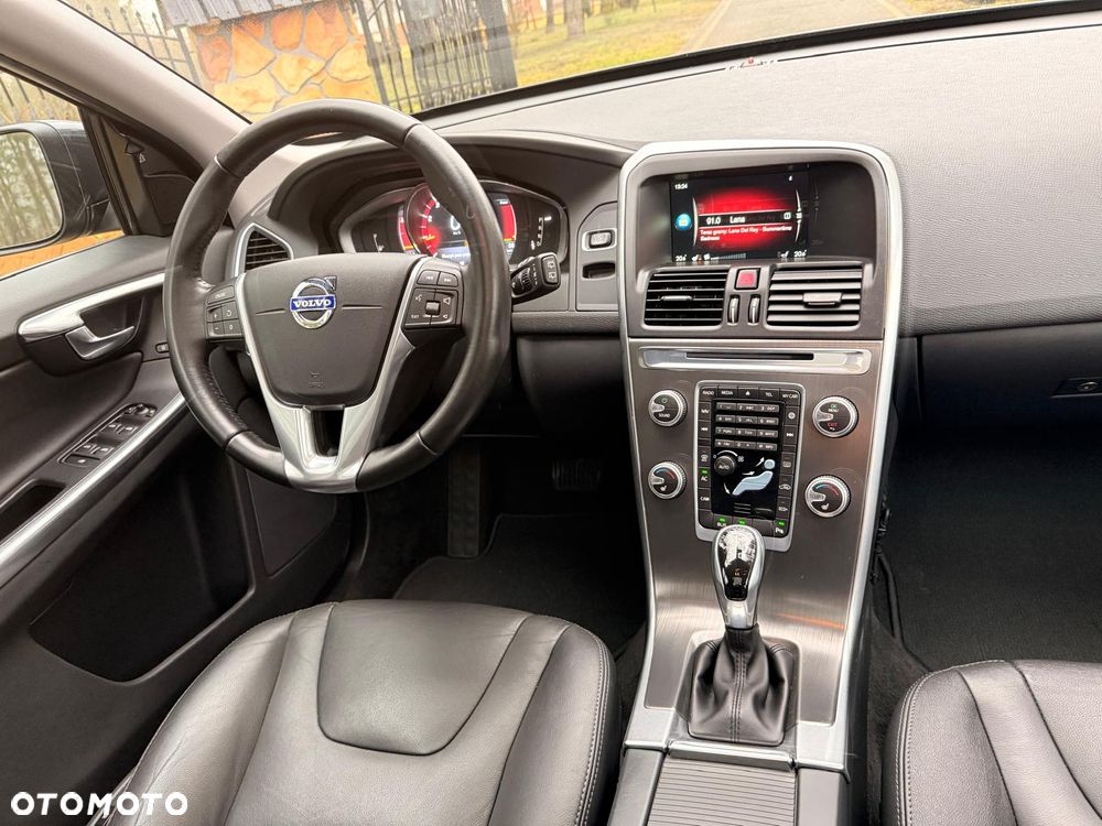 Volvo XC 60 T5 Summum - 10