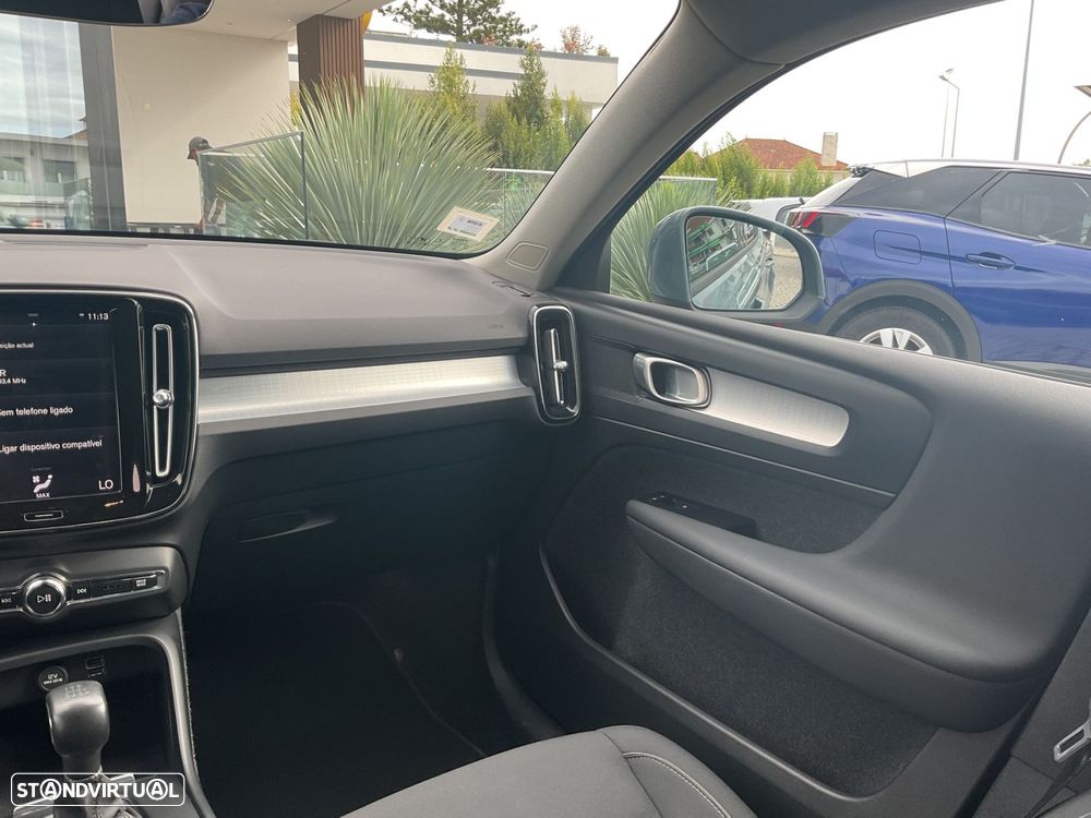 Volvo XC 40 1.5 T3 Momentum - 34